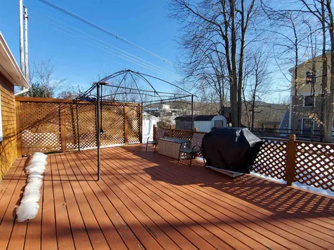 25 Peabody Street Lebanon NH 03766