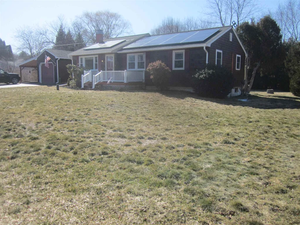 7 Palm Drive Greenland NH 03840