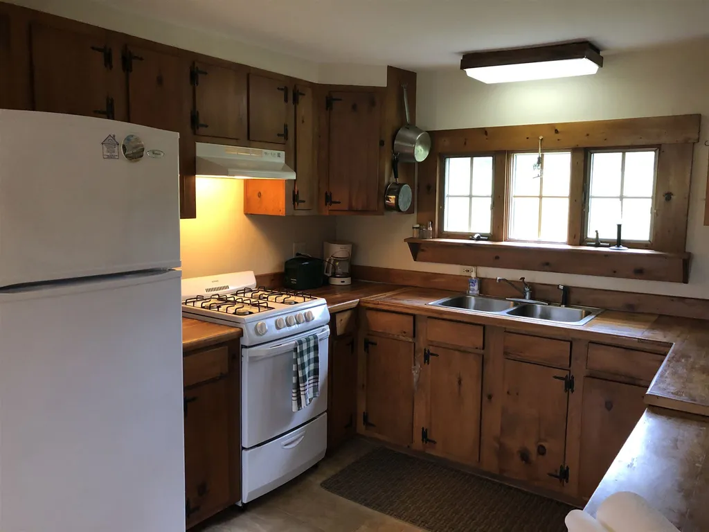 512 Heermanville Road Coventry VT 05825