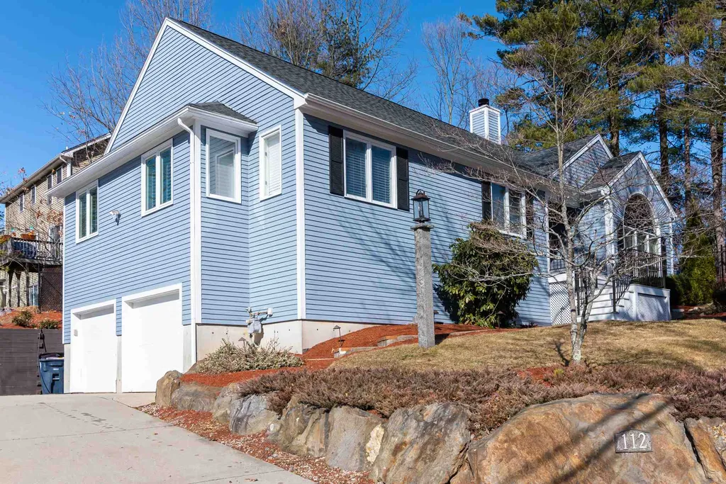 112 Hills Ferry Road Nashua NH 03064