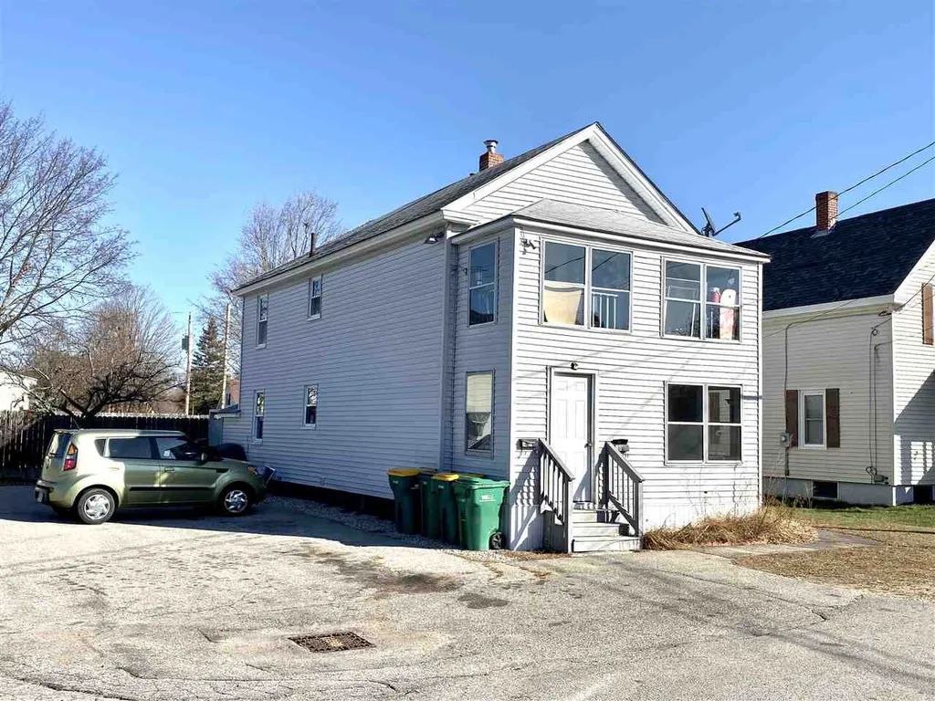 4 Harvard Street Rochester NH 03867