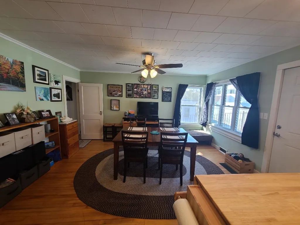 4 River Street Gorham NH 03581