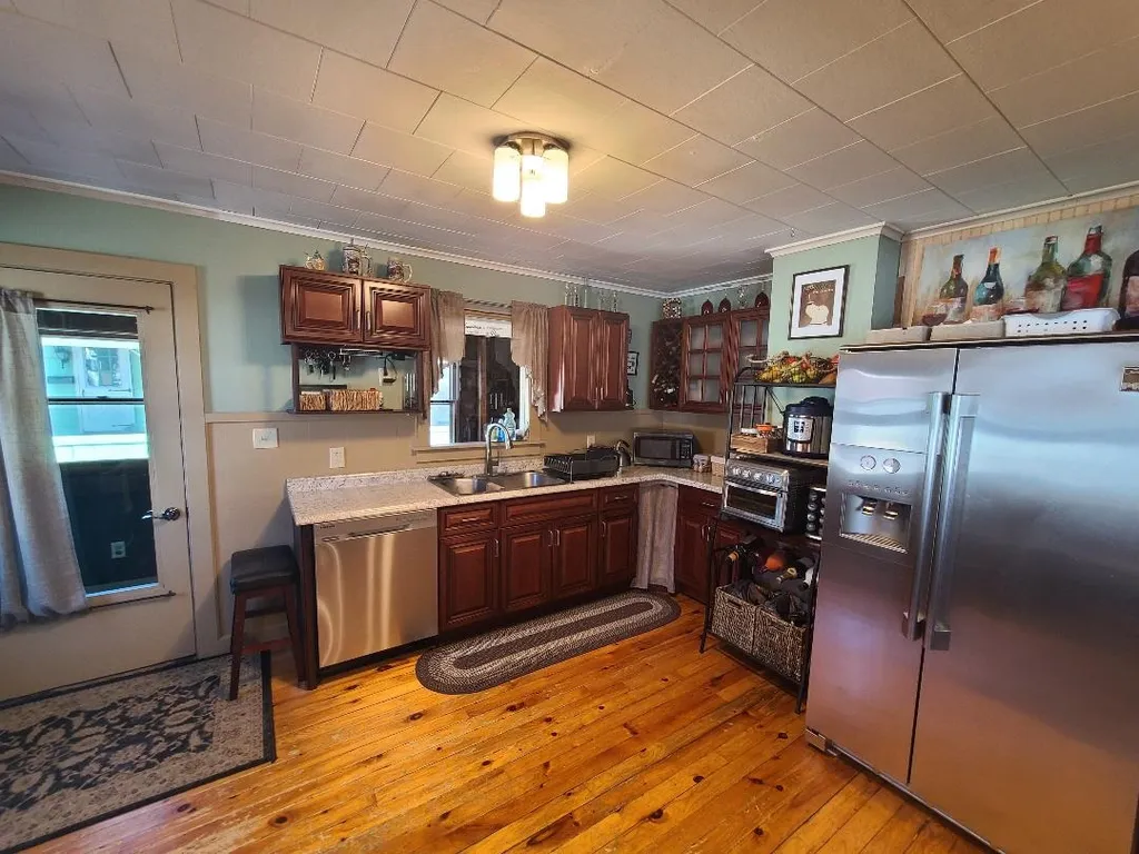 4 River Street Gorham NH 03581
