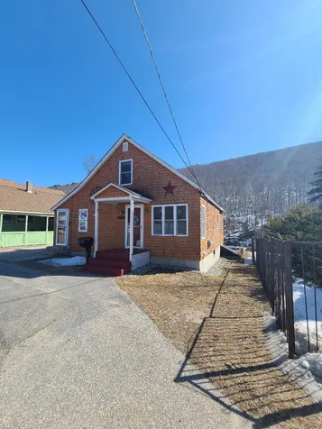 4 River Street Gorham NH 03581