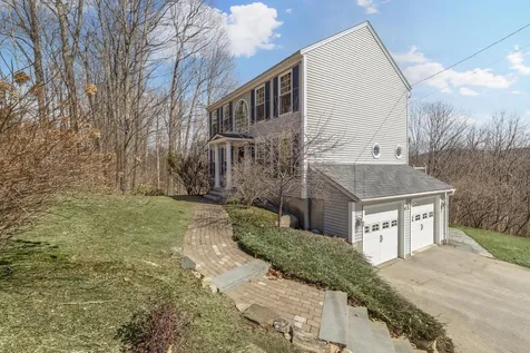 31 Kaufmann Drive Peterborough NH 03458