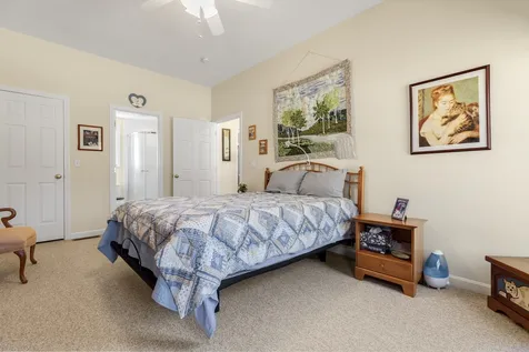 31 Kaufmann Drive Peterborough NH 03458