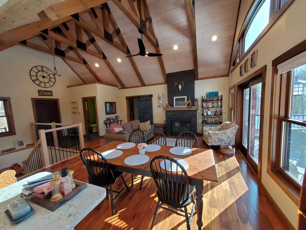 105 Black Road Berlin VT 05602-6001
