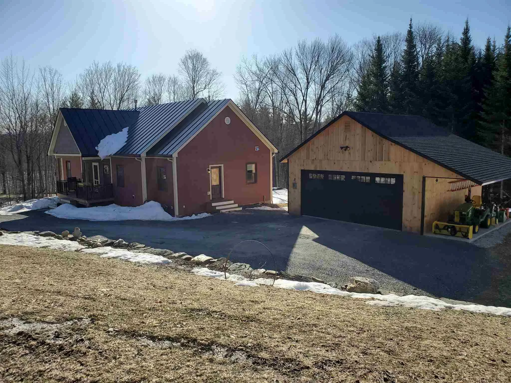 105 Black Road Berlin VT 05602-6001