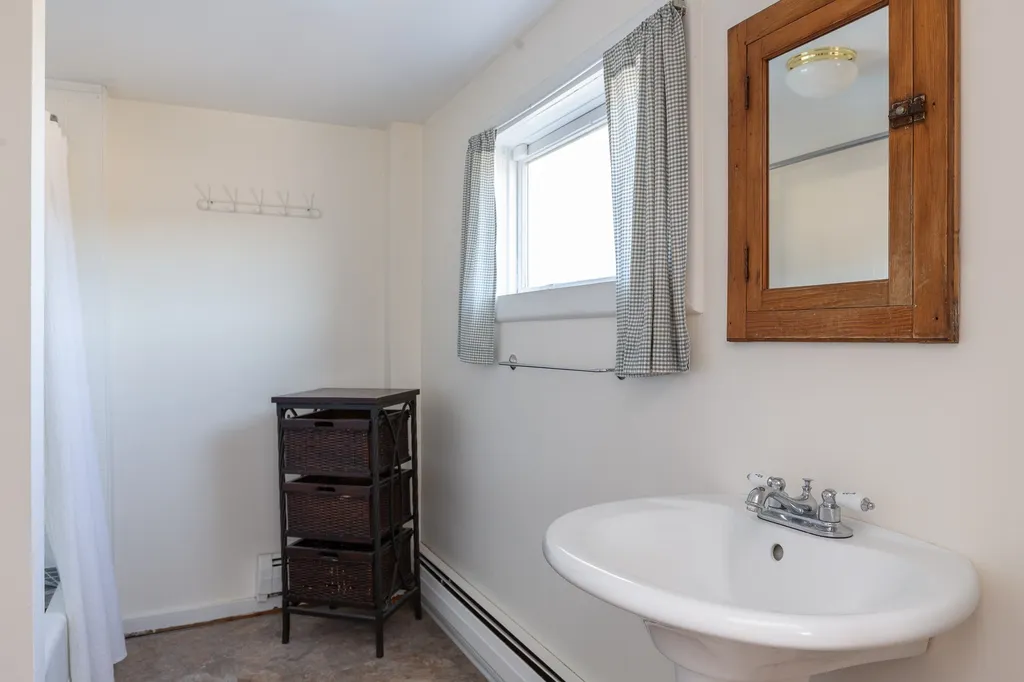 5 Johnson Way South Burlington VT 05403