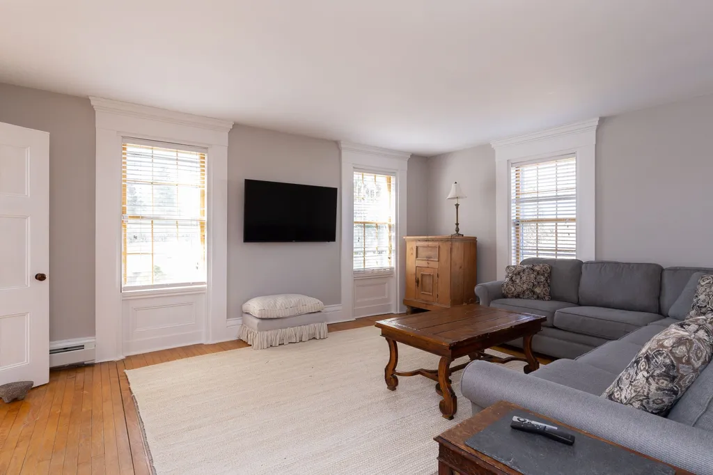 5 Johnson Way South Burlington VT 05403