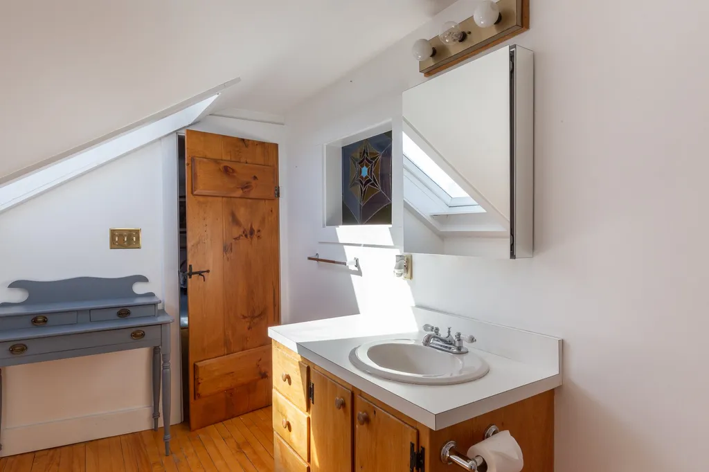 5 Johnson Way South Burlington VT 05403