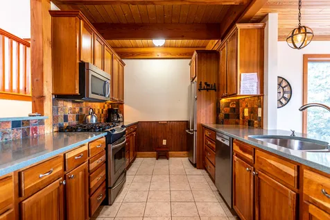 5 Stratton Ridge Road Winhall VT 05340