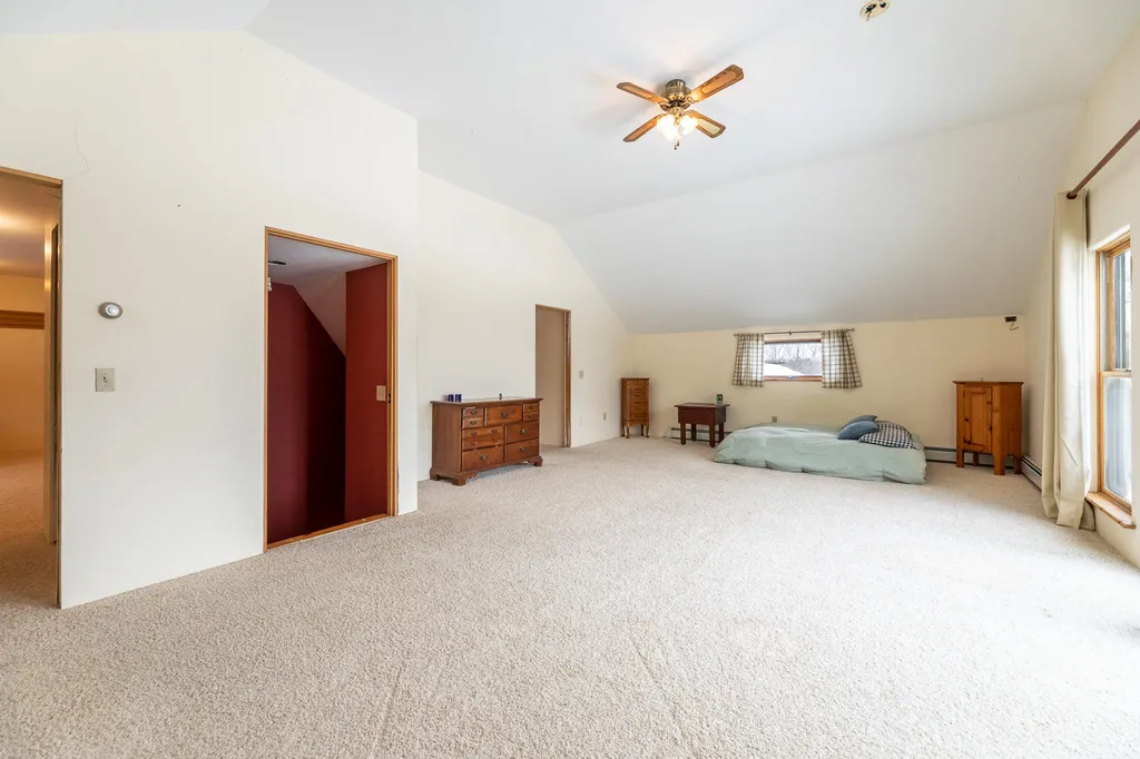 1707 Perini Road Newbury VT 05051