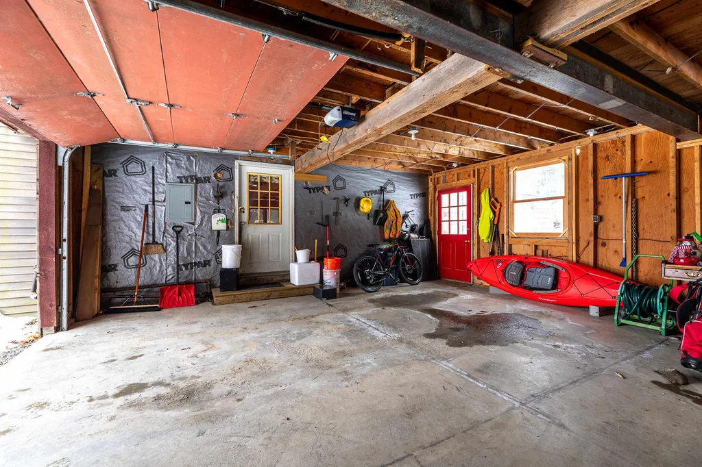1707 Perini Road Newbury VT 05051