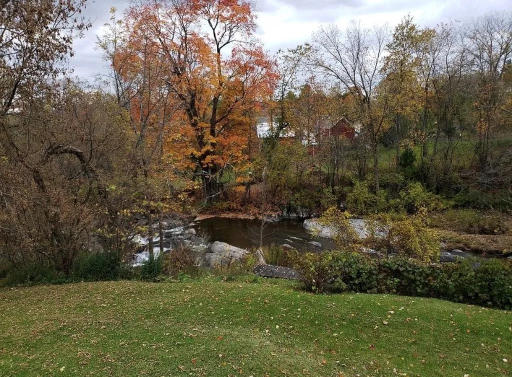 36 Fletcher Road Fairfax VT 05454