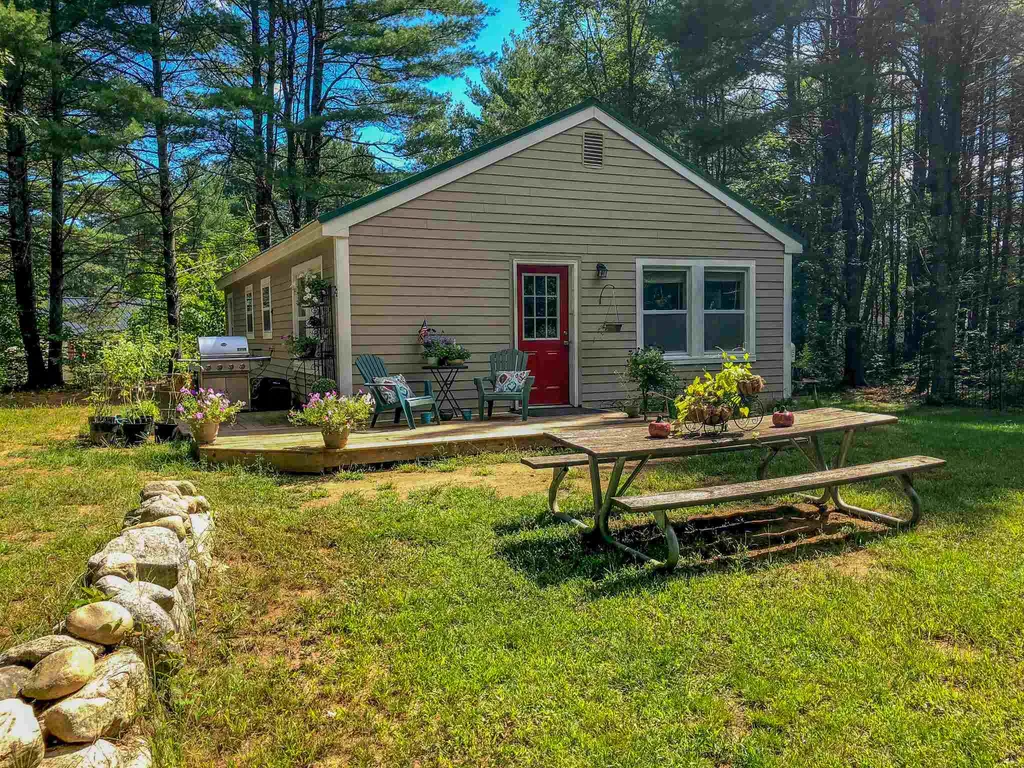 22 Sholan Road Thornton NH 03285
