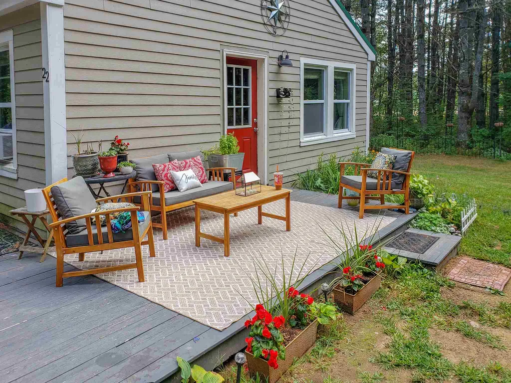 22 Sholan Road Thornton NH 03285