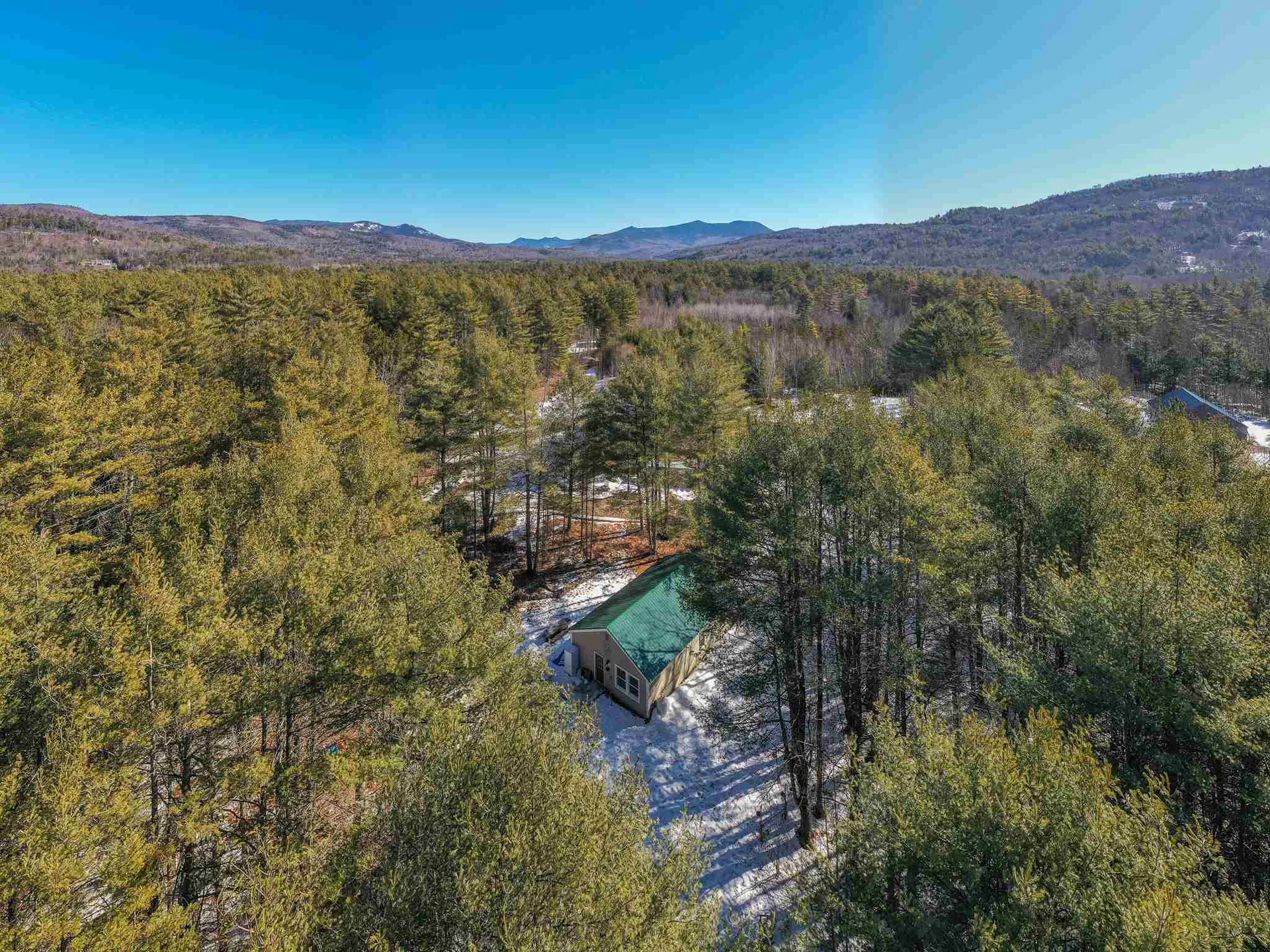 22 Sholan Road Thornton NH 03285