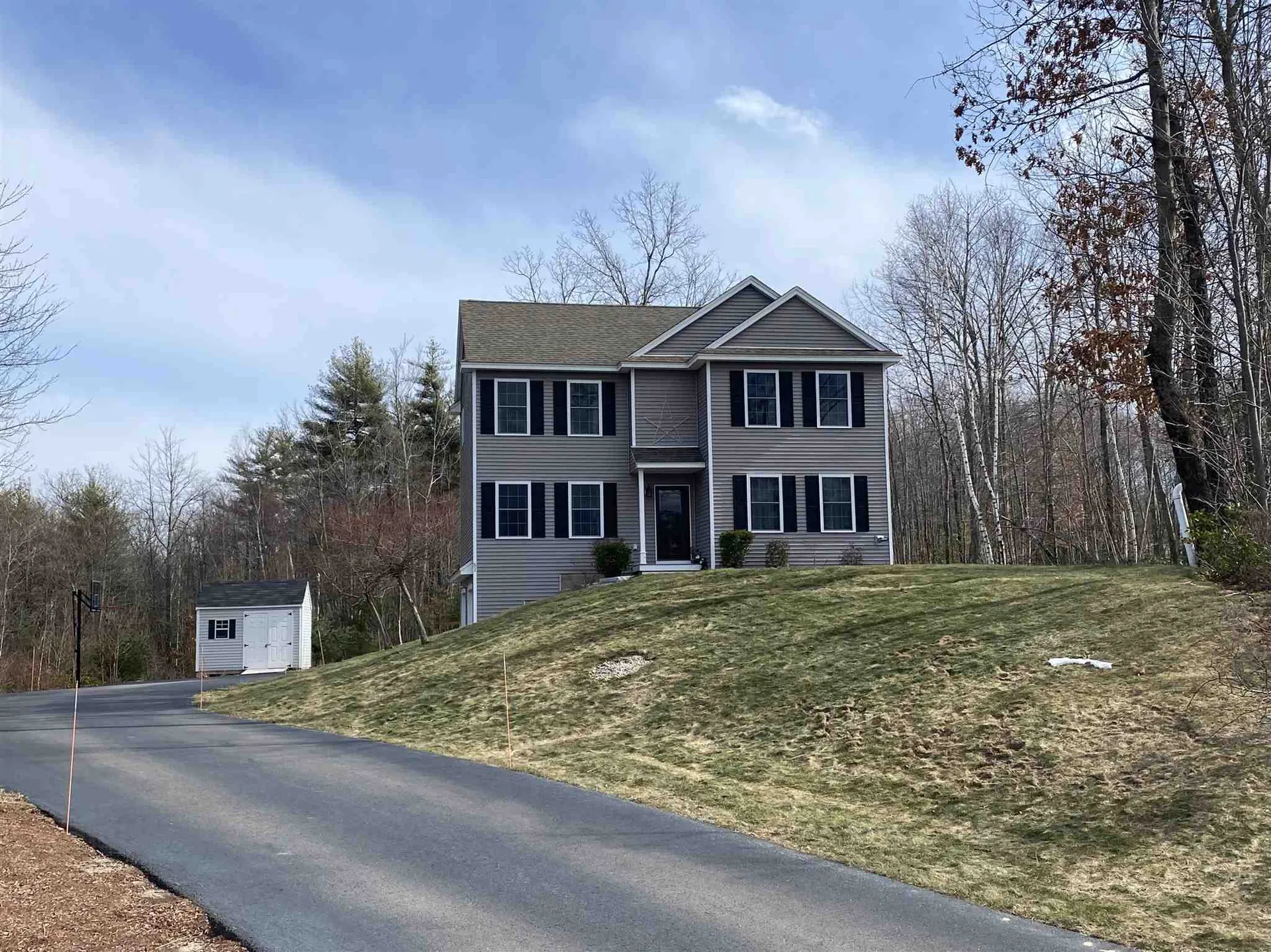 51 Cadran Crossing Milford NH 03055