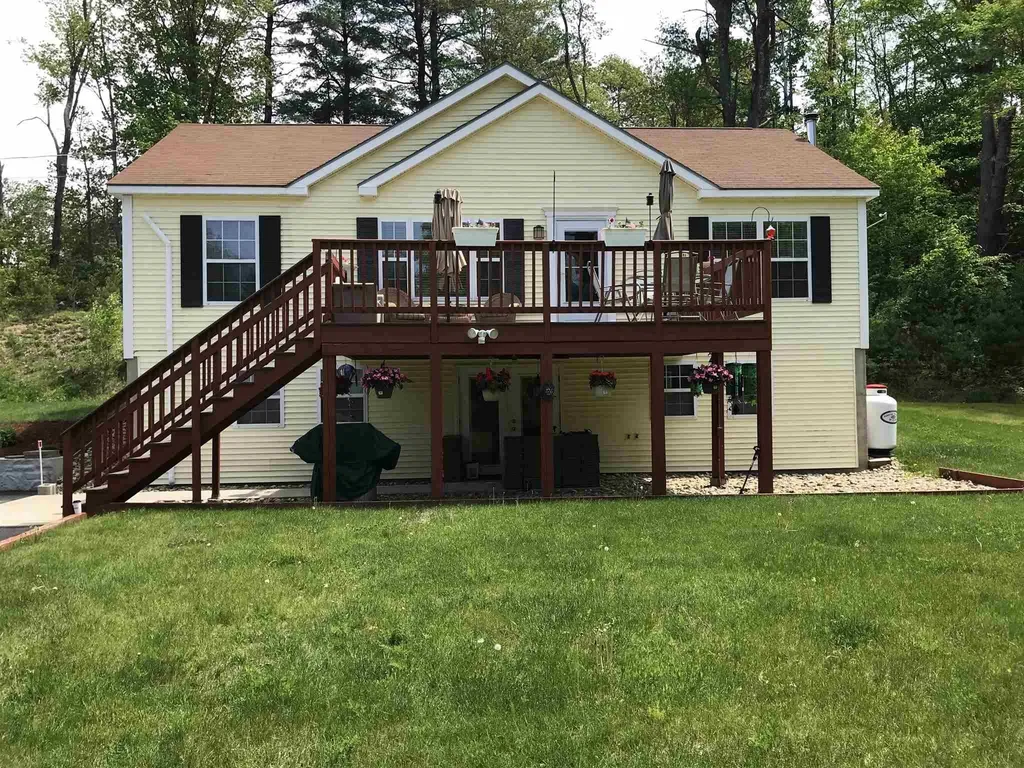 188 Leavitt Road Pittsfield NH 03263