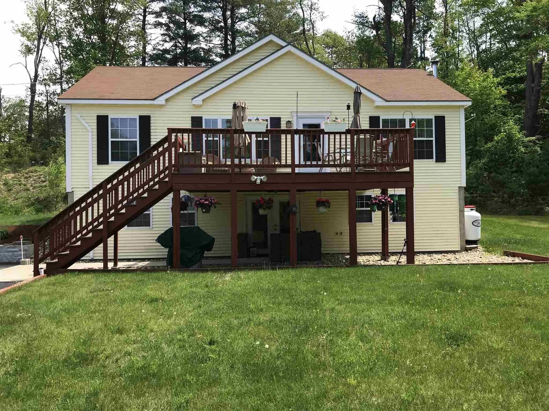 188 Leavitt Road Pittsfield NH 03263