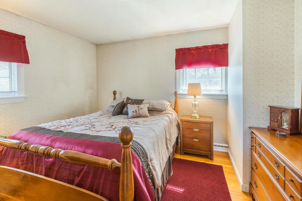 8 Whitcomb Avenue Lebanon NH 03784