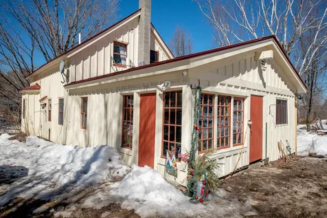 75 Ragged Mountain Road Danbury NH 03230