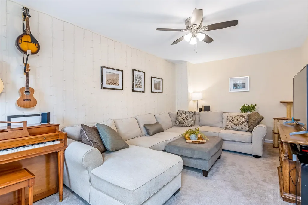 6 Chelsea Place Williston VT 05495