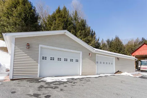 28 Pine Ridge Road Williamstown VT 05679