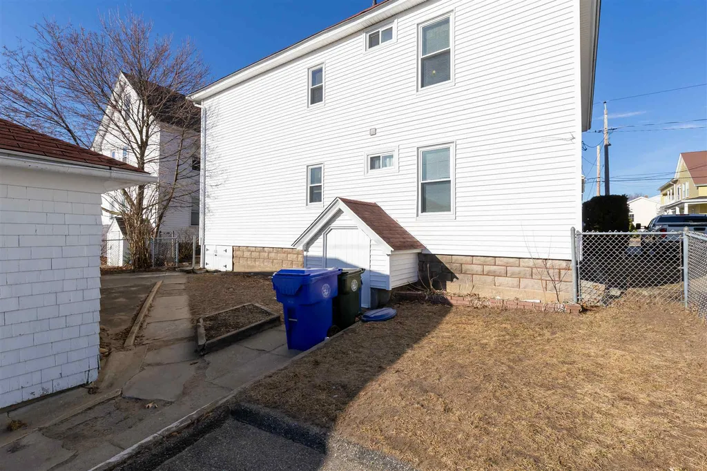 161 Boutwell Street Manchester NH 03102