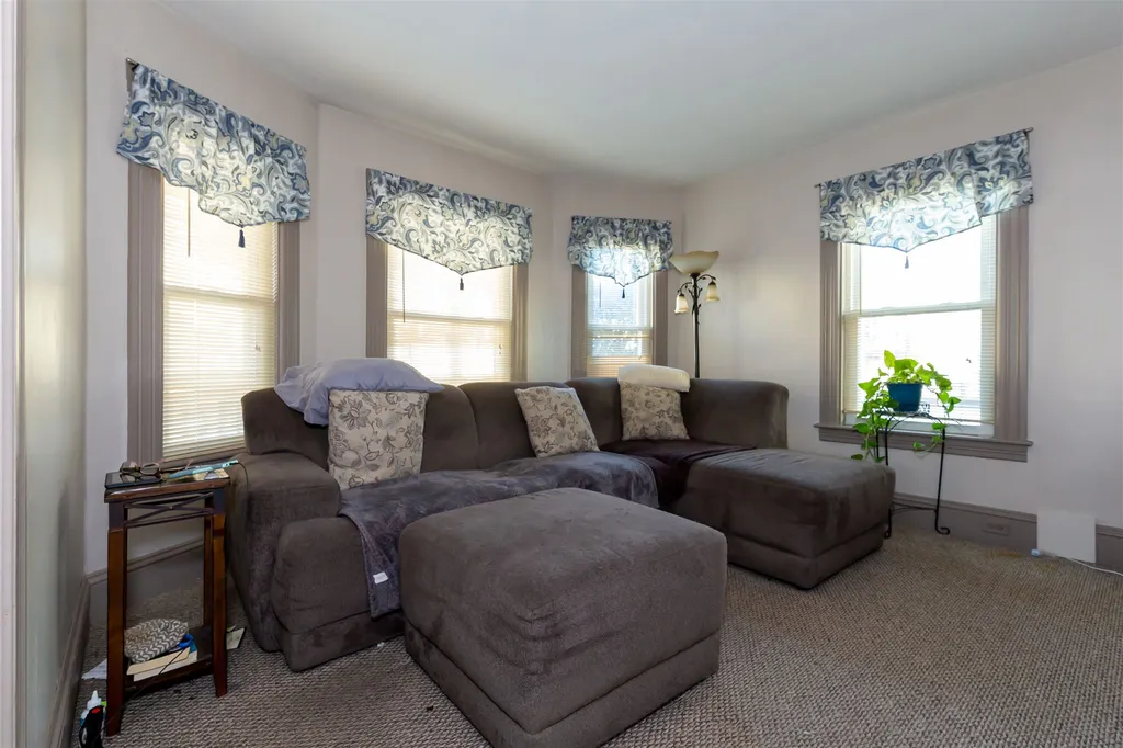 161 Boutwell Street Manchester NH 03102