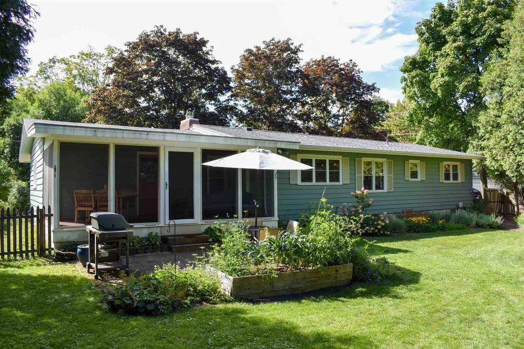 34 Tanglewood Drive South Burlington VT 05403