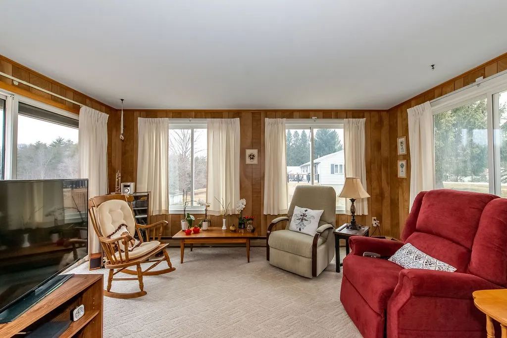 301 Bayside Road Greenland NH 03840
