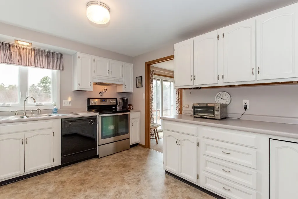 301 Bayside Road Greenland NH 03840
