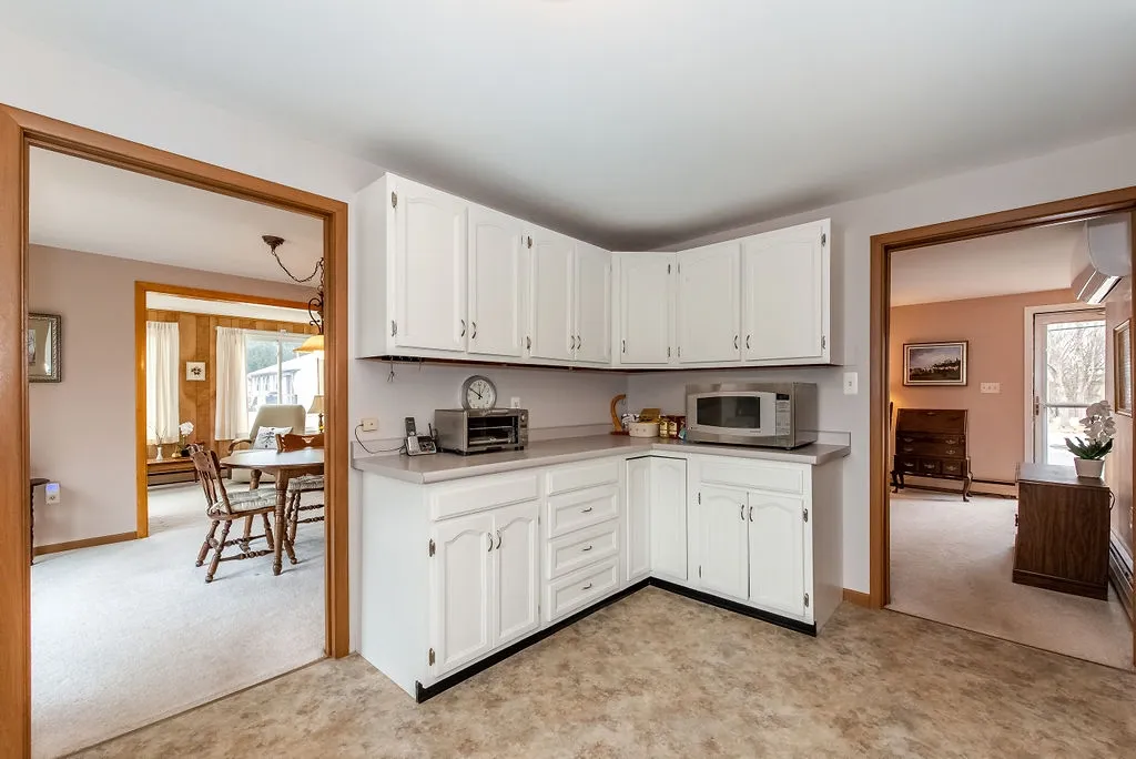 301 Bayside Road Greenland NH 03840