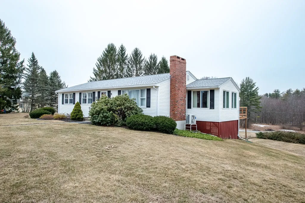 301 Bayside Road Greenland NH 03840
