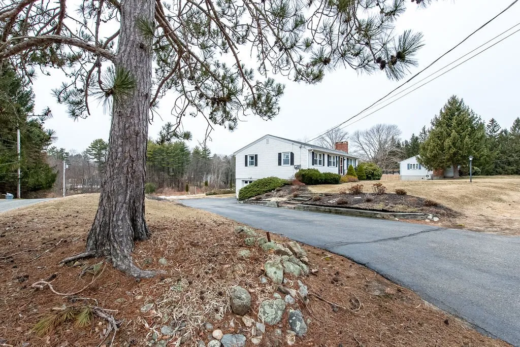 301 Bayside Road Greenland NH 03840