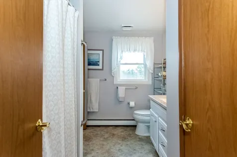 301 Bayside Road Greenland NH 03840