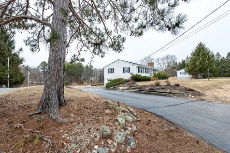 301 Bayside Road Greenland NH 03840