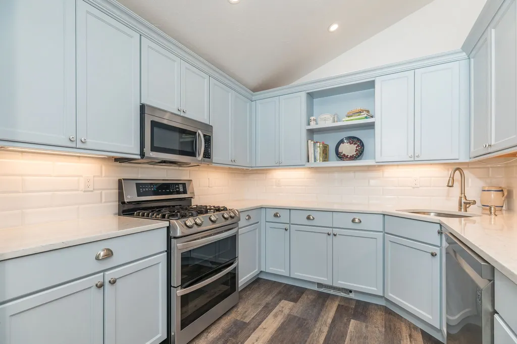 87 Coe Point Road Moultonborough NH 03254