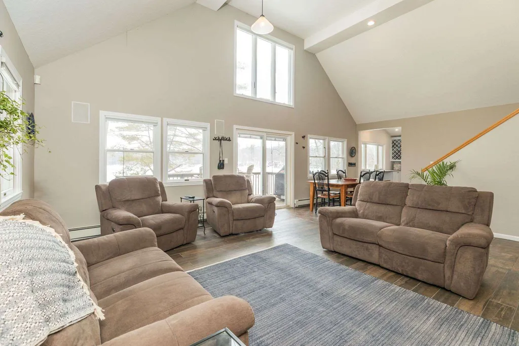 87 Coe Point Road Moultonborough NH 03254