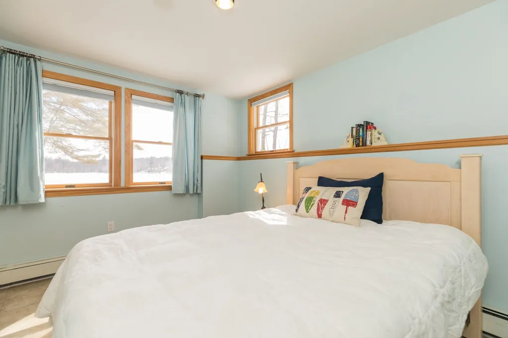 87 Coe Point Road Moultonborough NH 03254