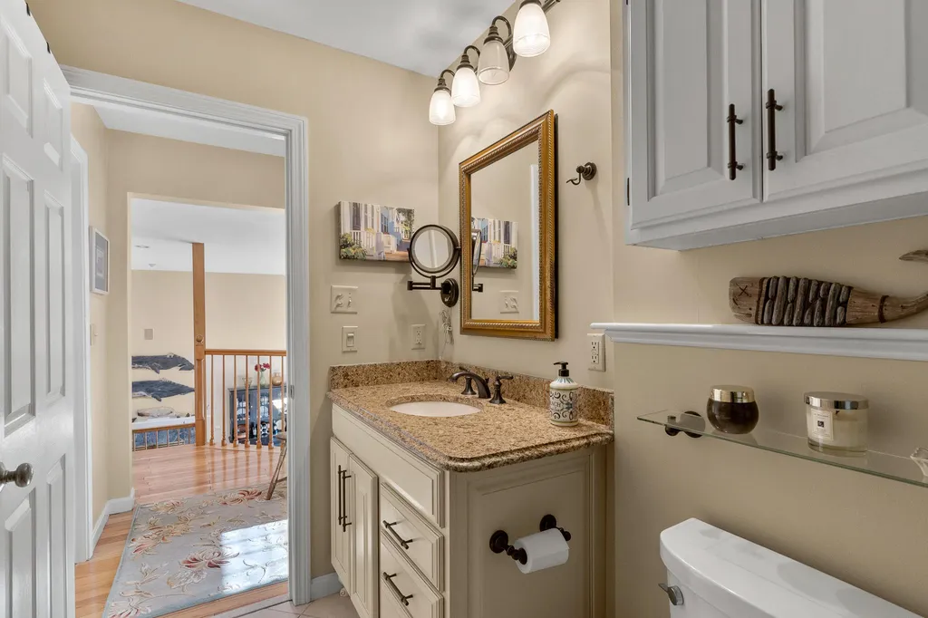 7 Ipswich Circle Nashua NH 03063