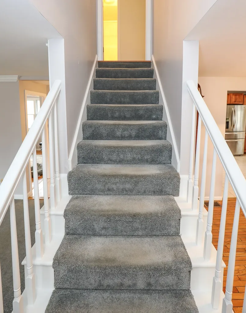 9 Ledgewood Drive Derry NH 03038