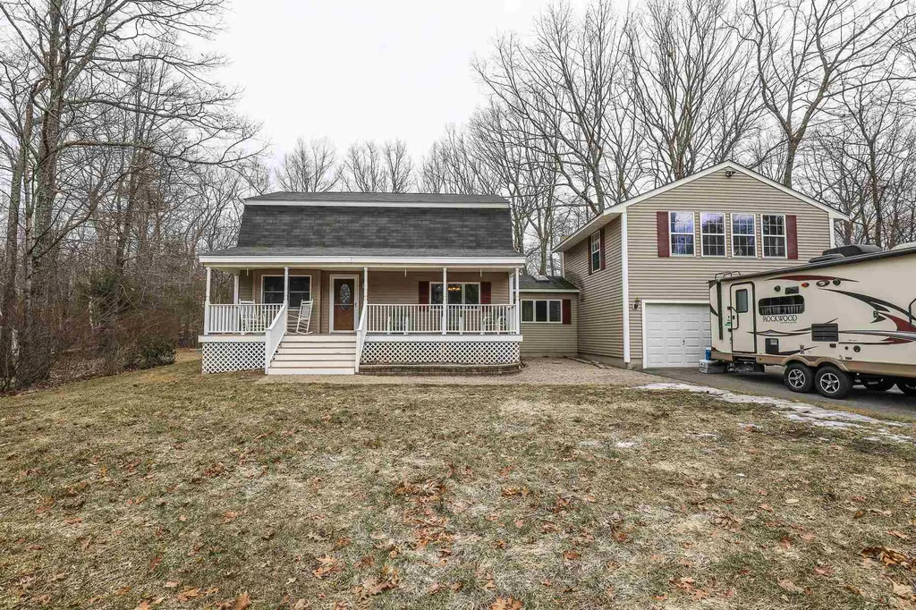 9 Ledgewood Drive Derry NH 03038