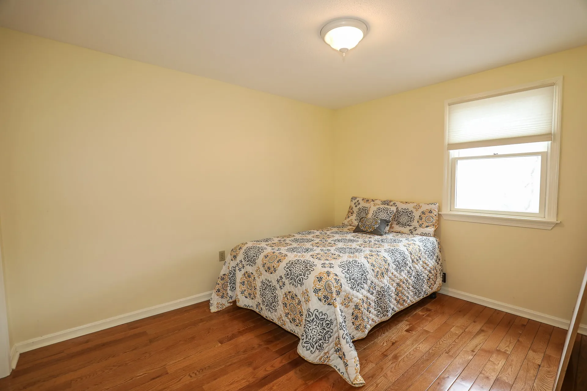 9 Ledgewood Drive Derry NH 03038