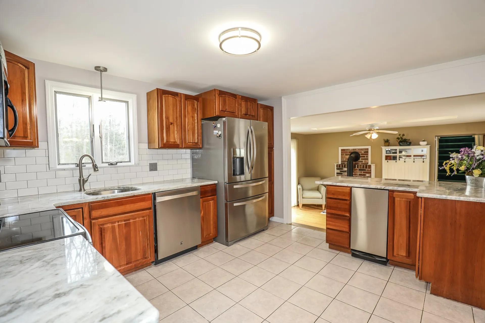 9 Ledgewood Drive Derry NH 03038