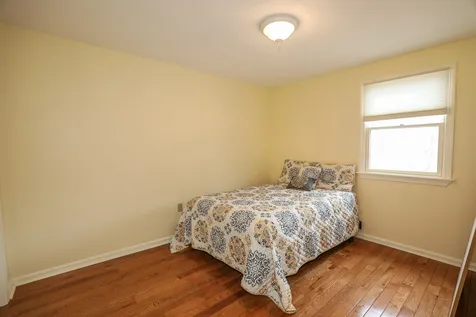 9 Ledgewood Drive Derry NH 03038