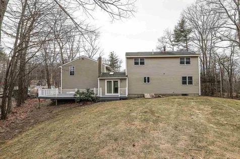 9 Ledgewood Drive Derry NH 03038