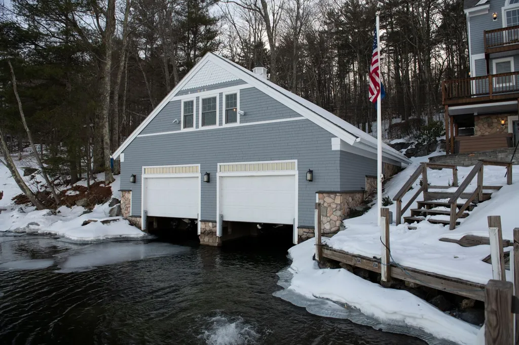 3000 Lake Shore Road Gilford NH 03249